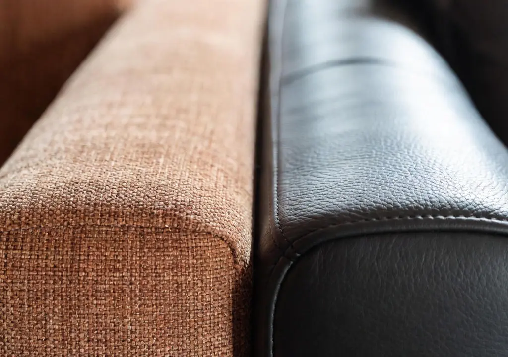 تفاوت مبل پارچه ای با چرمی